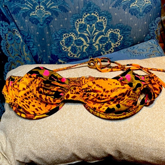 🆕 Two piece bikini with leopard print - Picture 3 of 11